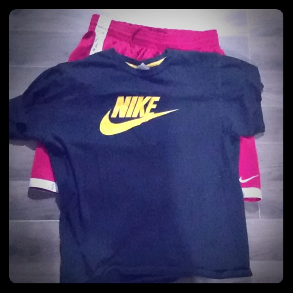 Nike t shirt